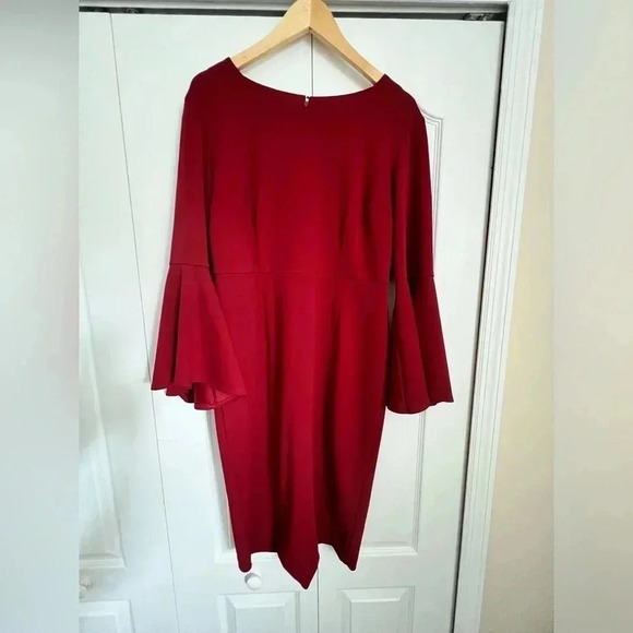 New York & Company Flare sleeve dress - Picture 4 of 5